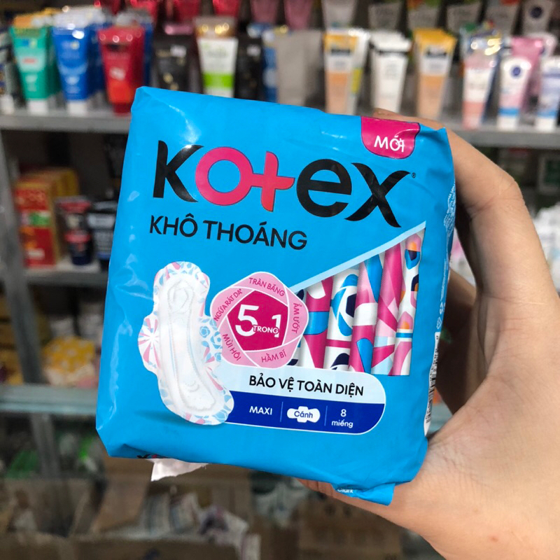 Băng vệ sinh Kotex maxi dày cánh 8 miếng