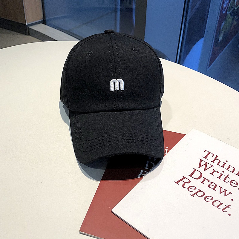 Mũ lưỡi trai cotton, nón lưỡi trai thêu chữ M trời trang unisex