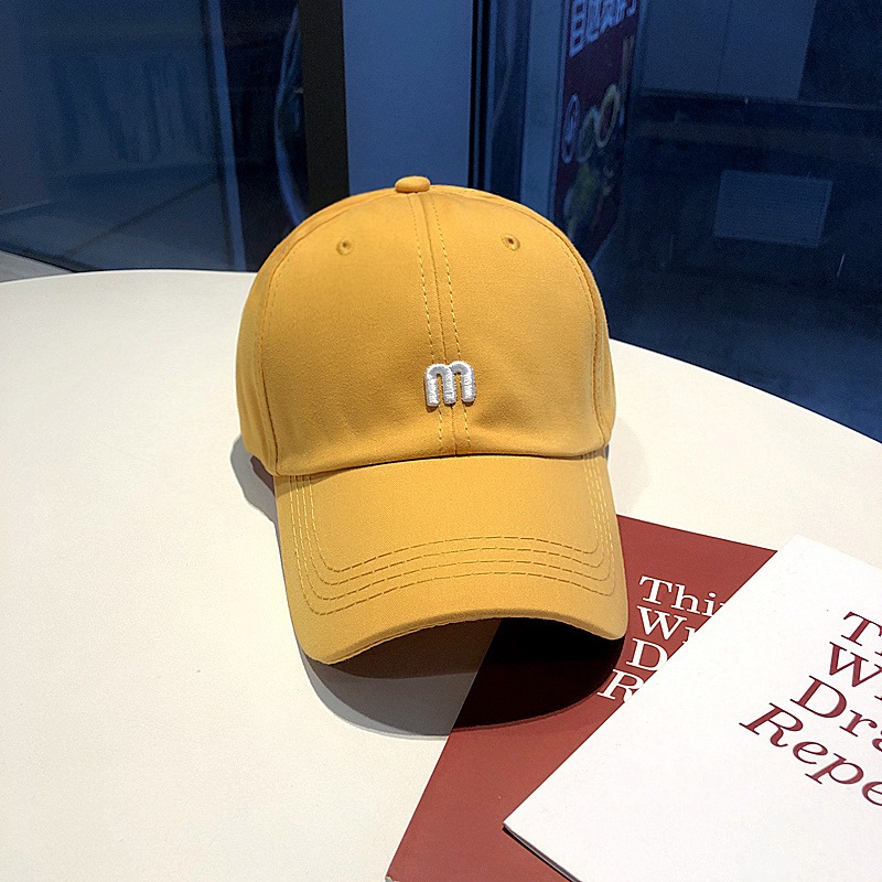 Mũ lưỡi trai cotton, nón lưỡi trai thêu chữ M trời trang unisex