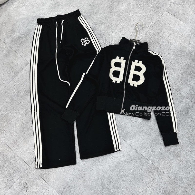 Bộ thể thao thêu nổi