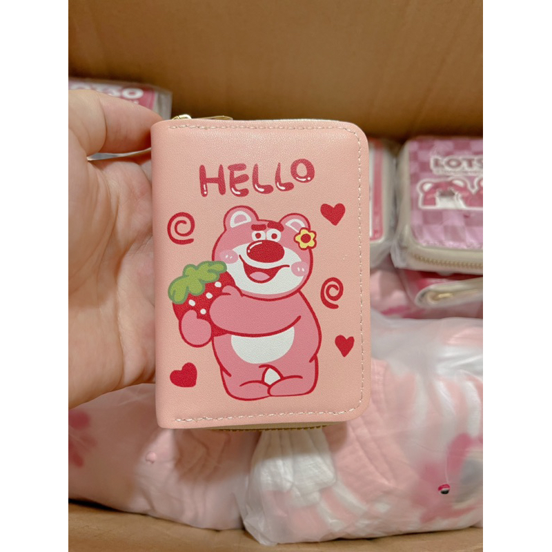 Ví mini nhiều ngăn họa tiết gấu dâu lotso đáng yêu.