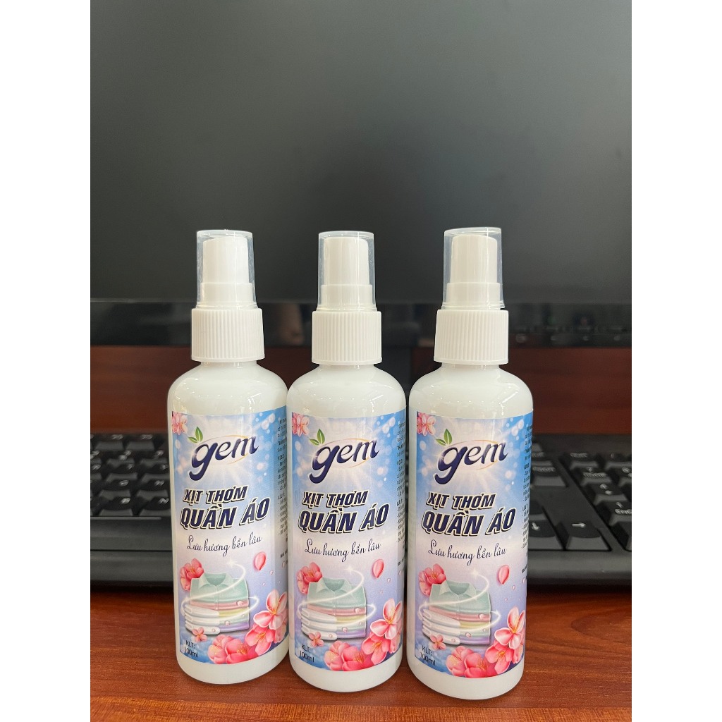 Xịt thơm quần áo Gem