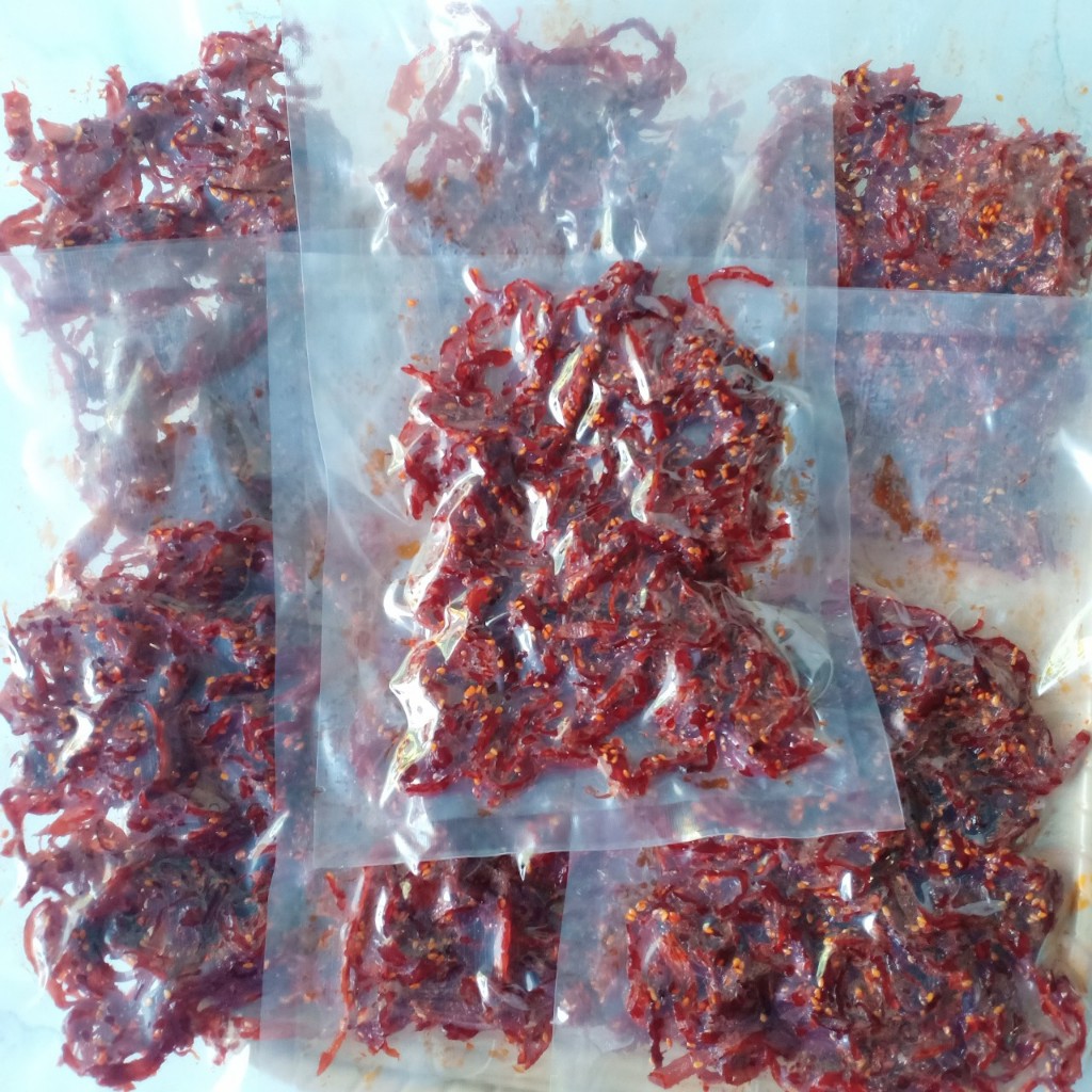 Khô Mực Xé Sợi Rim Mè Mạch Nha Bình Định 100g