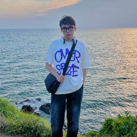 Áo thun localbrand PUBERTY OVERSIZE TEE