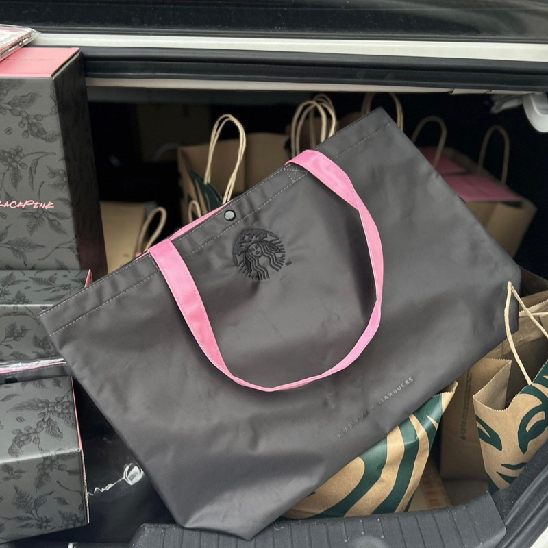 Túi tote Starbucks x Blackpink