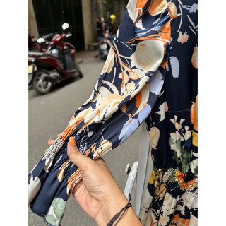 Đầm Tahari lụa sale
