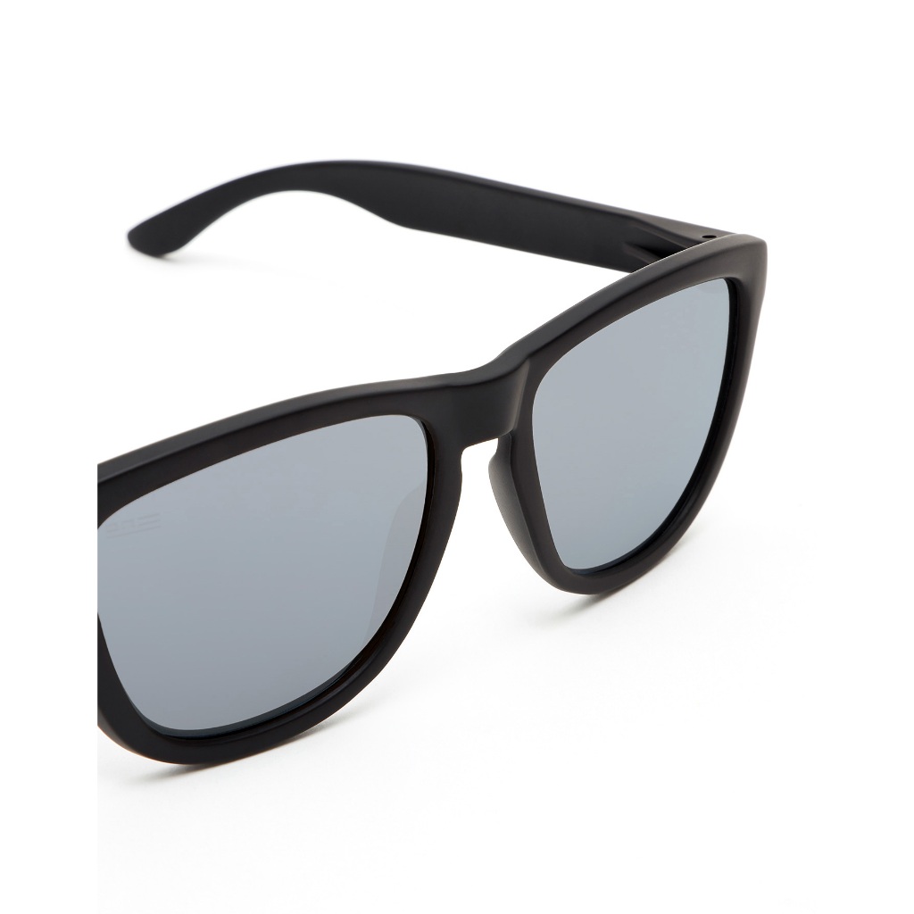 Kính mát HAWKERS ONE thiết kế chính hãng Tây Ban Nha cho nam và nữ