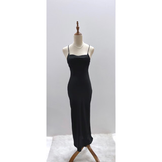 đầm dạ hội dáng dài lưng v