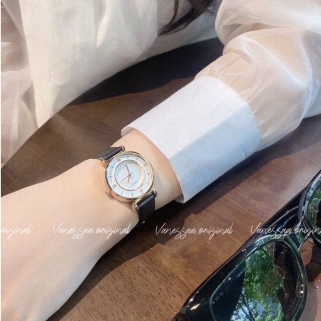 Đồng Hồ nữ công sở thời trang mặt tròn nhỏ skmei dây da thời trang đi kèm bảo hành chính hãng