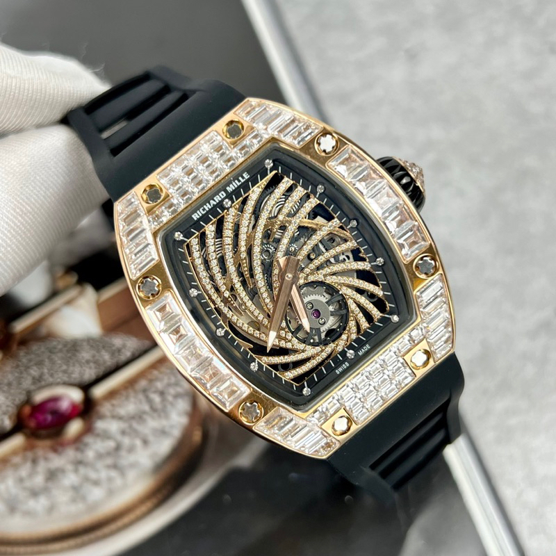 Đồng hồ Nam Richa.rd Mille - May co ETA