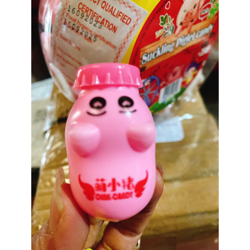 Sỉ hộp 30 lọ kẹo xê hình con heo xinh xắn