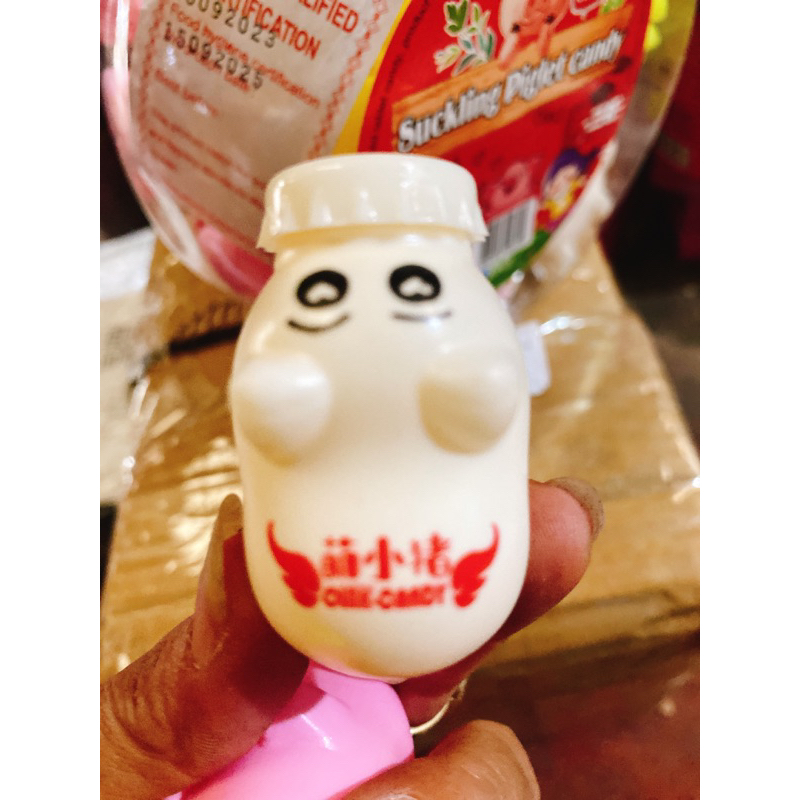 Sỉ hộp 30 lọ kẹo xê hình con heo xinh xắn