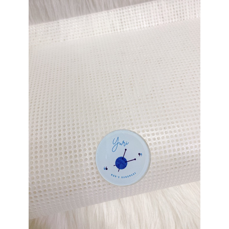 Tấm canvas lót túi xách lỗ tròn, lỗ vuông size 33x50cm