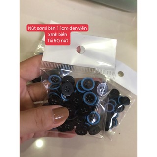 Nút áo somi 4 lỗ đen viền xanh đường kính 1.1cm hàng xuất dư đẹp