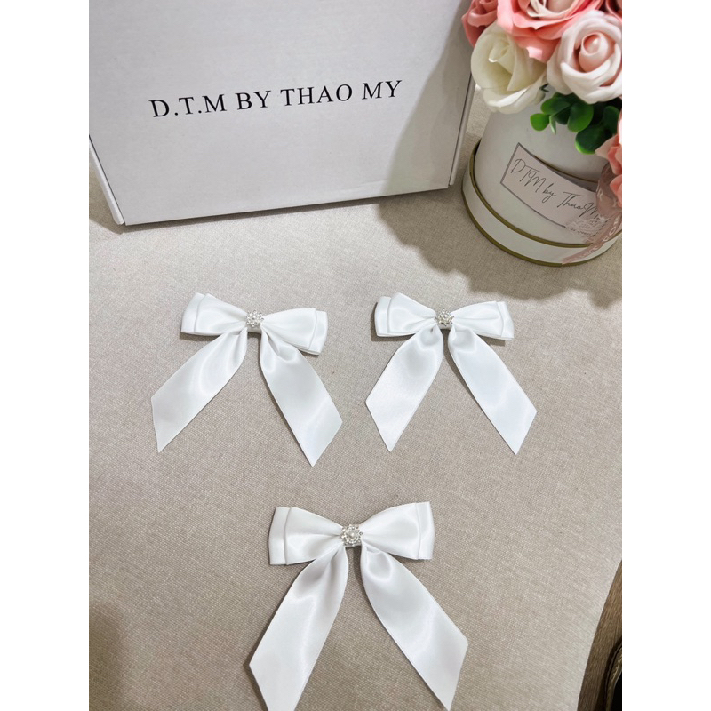 Nơ cài áo dạ tweed thủ công thiết kế DTMbyThaoMy