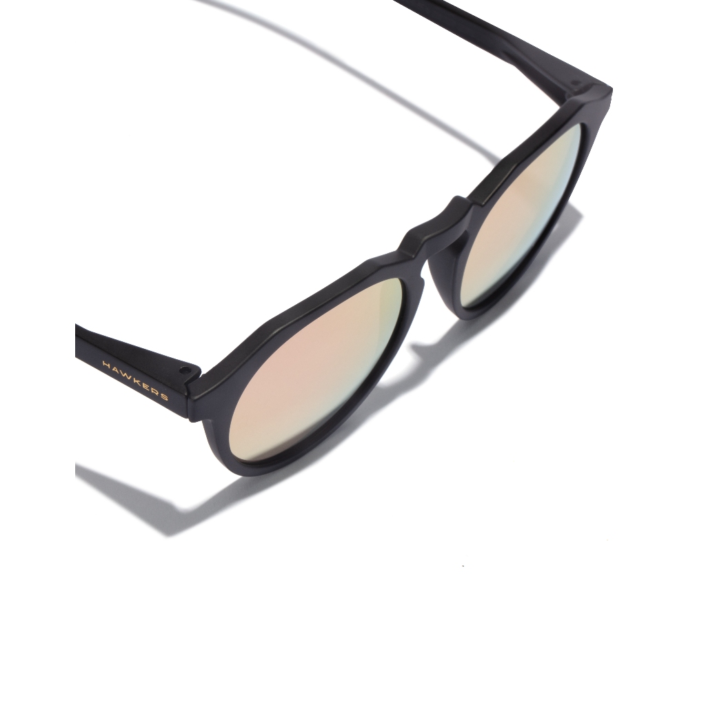 Kính râm Warwick HAWKERS thiết kế tại Tây Ban Nha thời trang unisex cho nam nữ