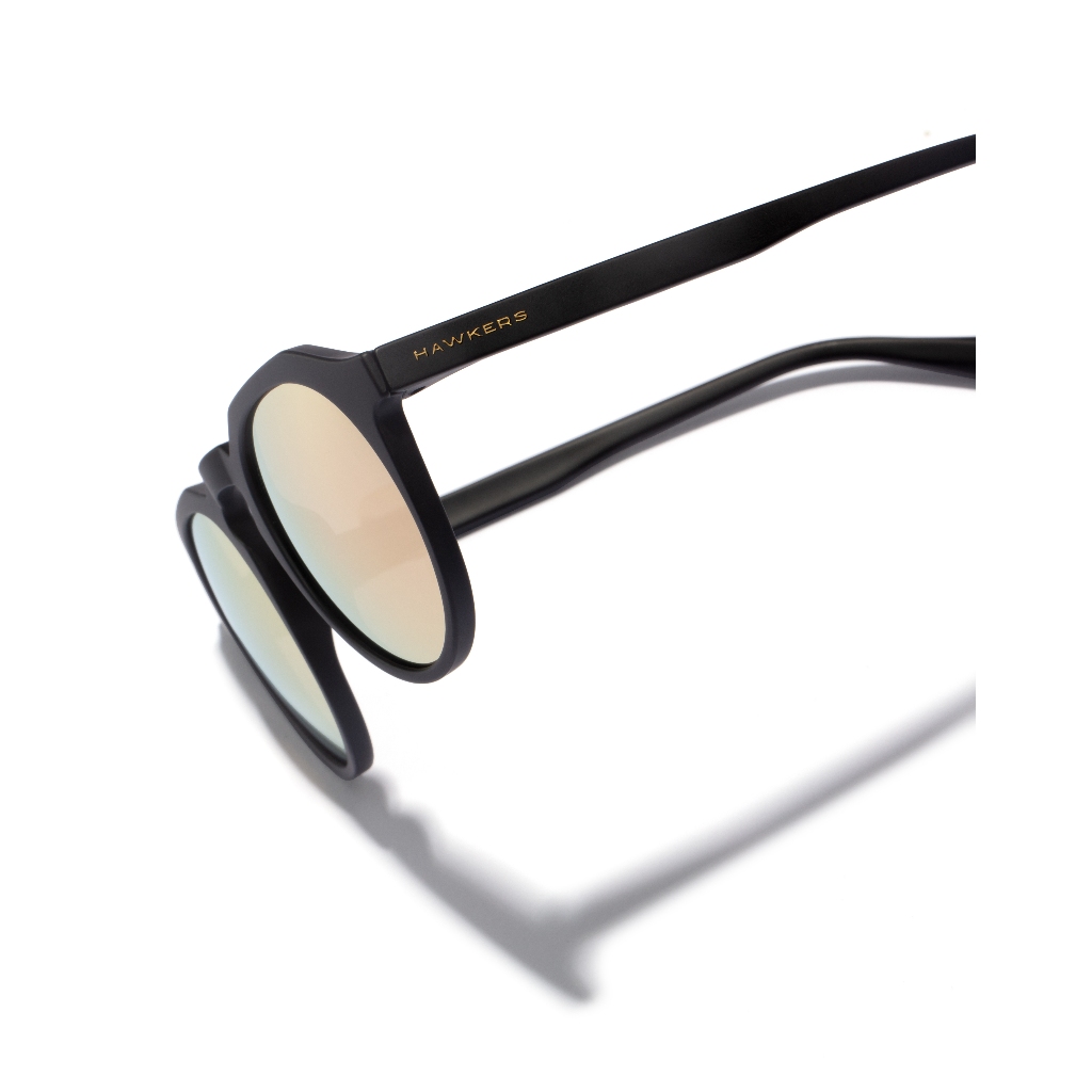 Kính râm Warwick HAWKERS thiết kế tại Tây Ban Nha thời trang unisex cho nam nữ