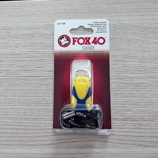 Còi Trọng Tài Fox 40 Shark (loại tốt) (Màu Ngẫu Nhiên)