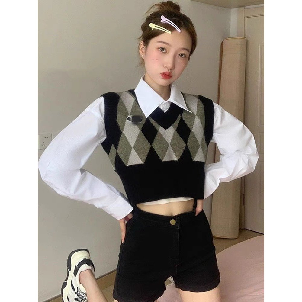 Áo len ghi lê kiểu hàn form vừa basic - Retrostyle.vn - AogiletramdenxanhGL10_P6K1