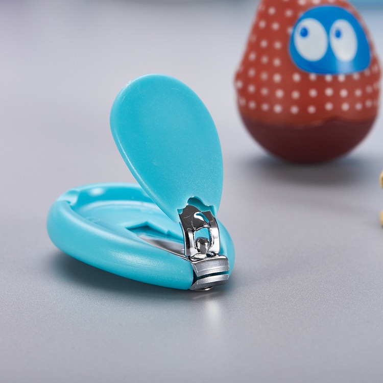 Bộ dụng cụ bấm móng tay hộp nhựa 4 chi tiết, cắt móng tay tiện dụng BQSHOP