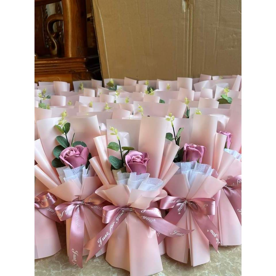 Bó hoa ốc quế _ Hoa sáp_ Qùa tặng 20/10