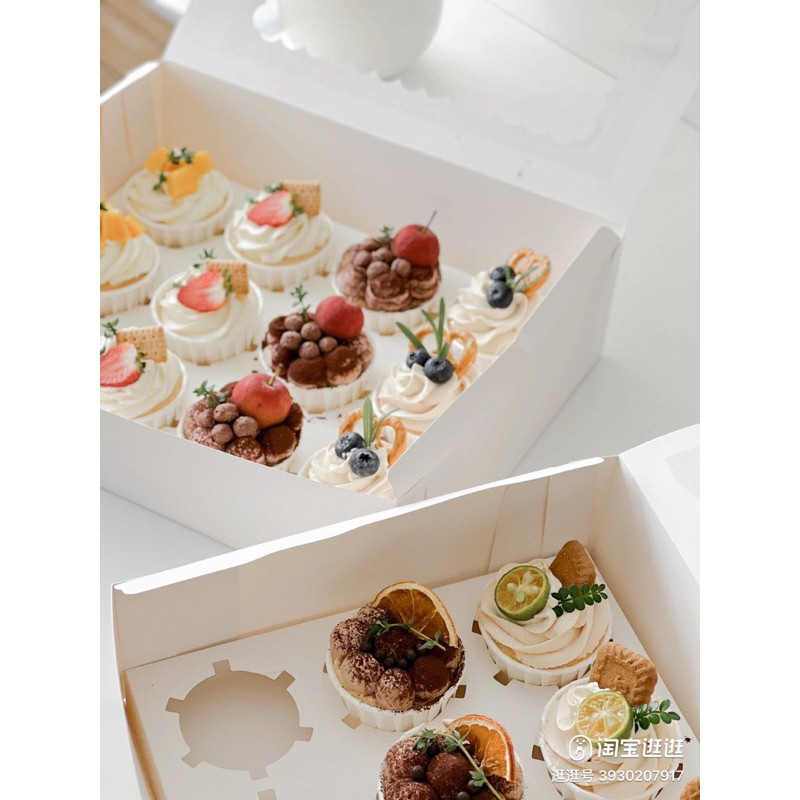 Hộp Đựng Cupcake 12 Bánh