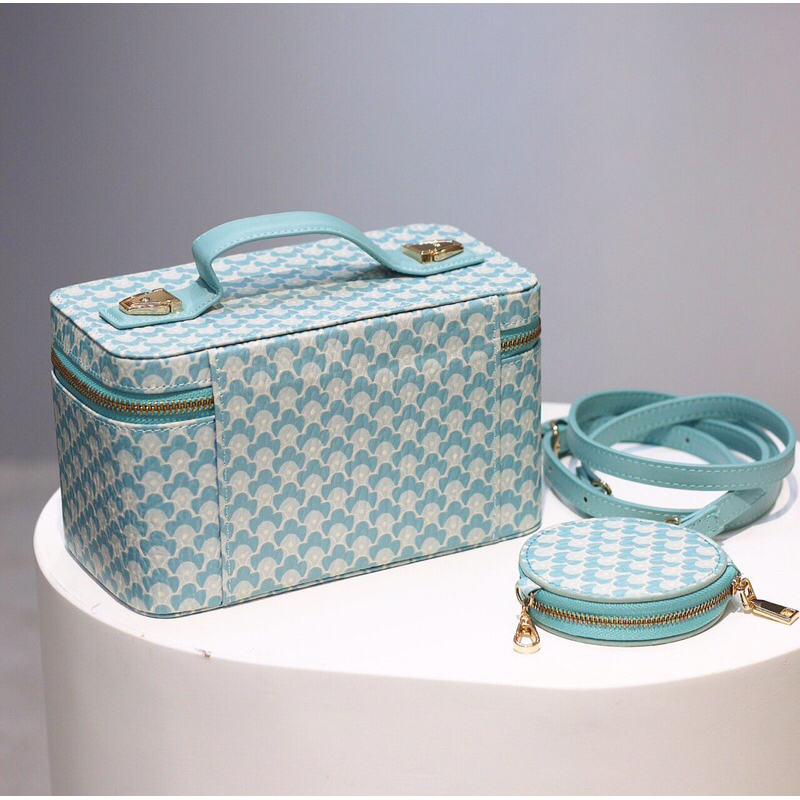 Túi đeo chéo dáng hộp kèm ví nhỏ màu sắc nhẹ nhàng xinh phù hợp đi chơi