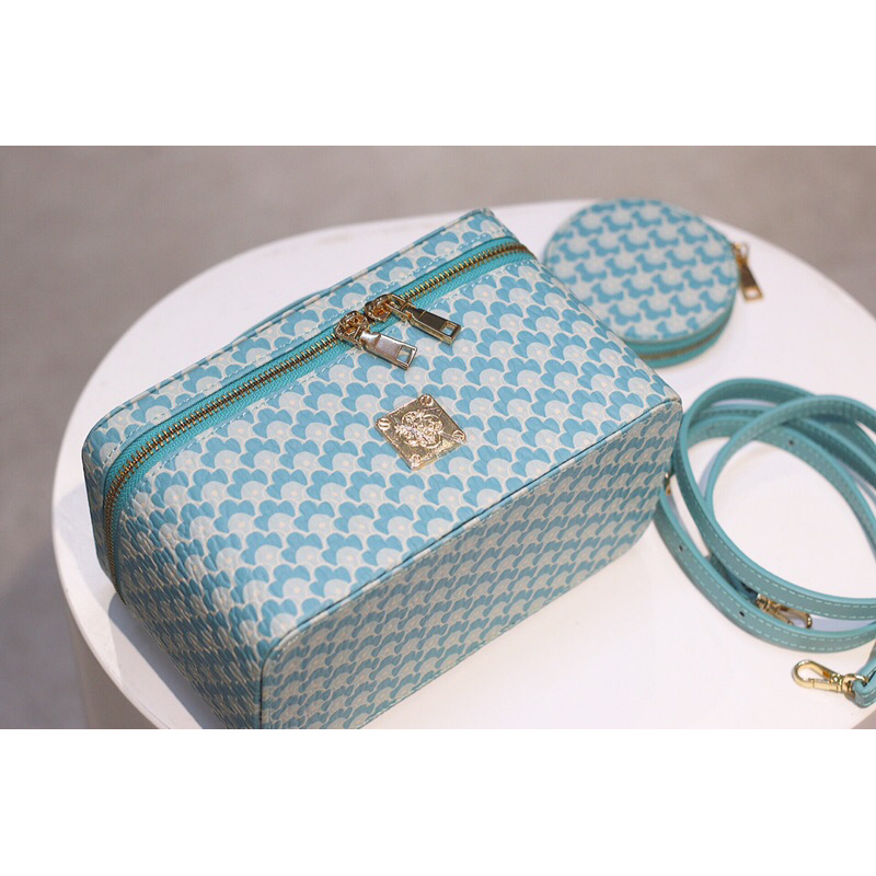 Túi đeo chéo dáng hộp kèm ví nhỏ màu sắc nhẹ nhàng xinh phù hợp đi chơi