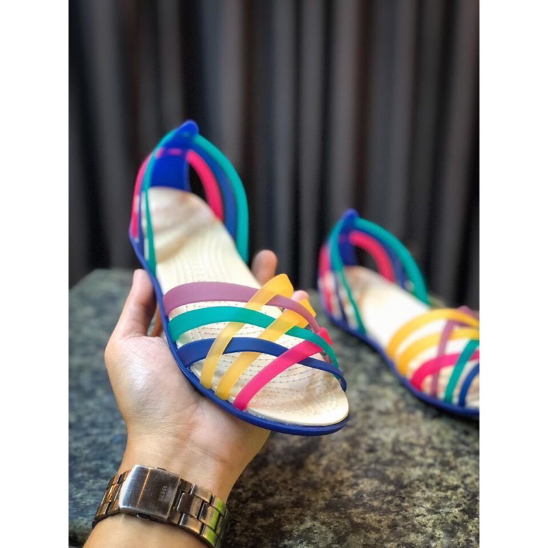 Sandal dây màu điệu đà