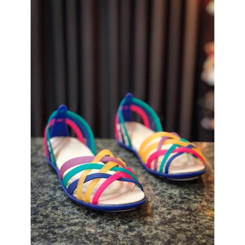 Sandal dây màu điệu đà