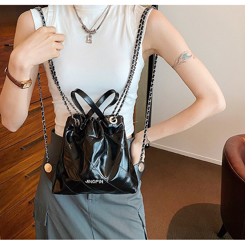 Túi xách nữ đeo chéo khoác vai kiểu balo hàng QCCC