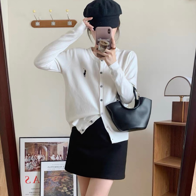 ÁO CARDIGAN LEN LOGO NGỰA THÊU | STUDIOBY25