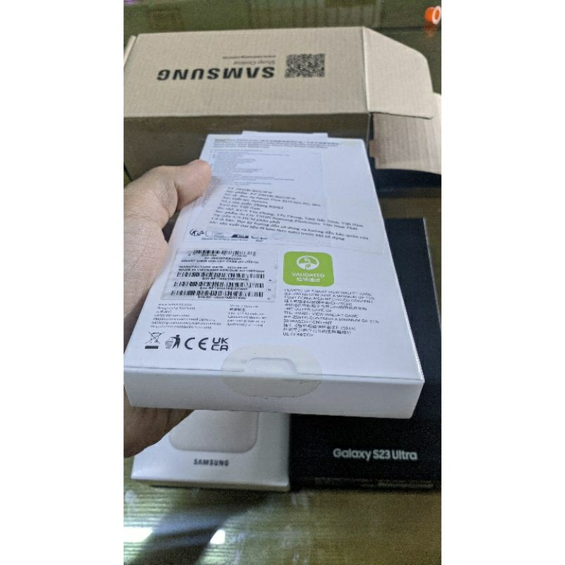 Bao da Smart View Wallet cho S23 Ultra - mới, nguyên seal - Màu đen