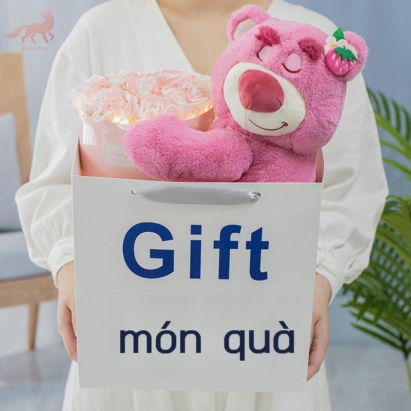 Bó hoa hồng sáng tạo hình gấu dâu tây cao 40cm