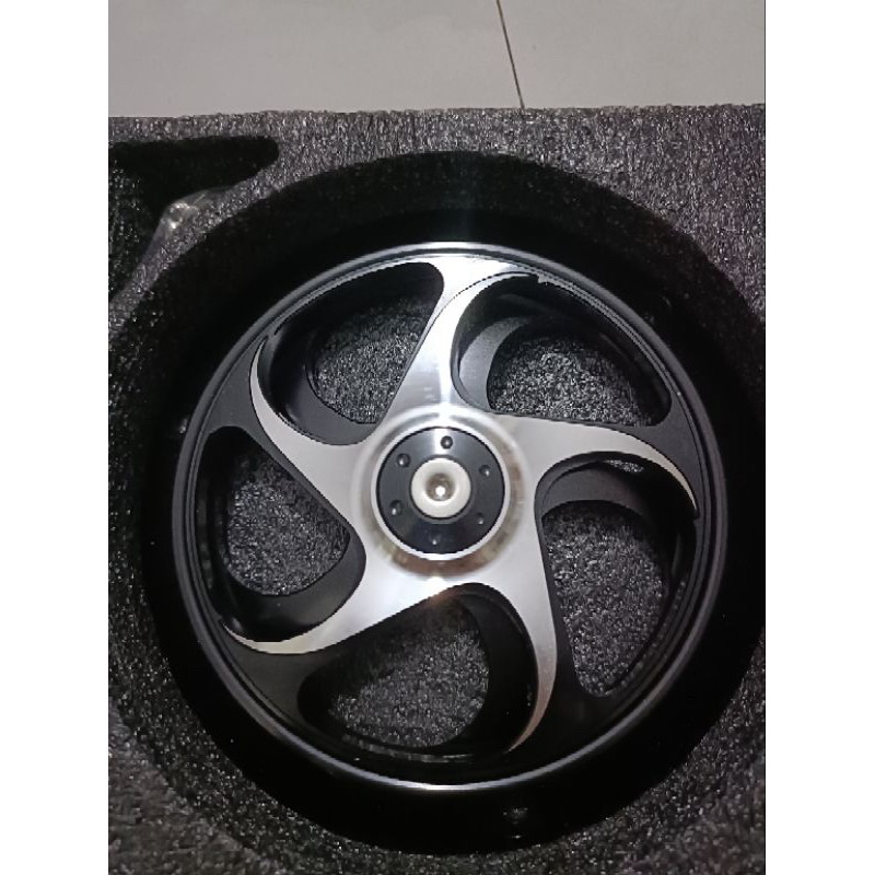 Ốp Quạt Gió CNC xoáy cho Vespa/vision/scoopy/Janus/Grande Full nhôm CNC Nổ Máy là Xoay