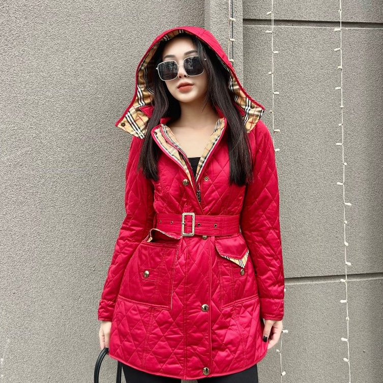 Áo Phao nữ BBR trần trám dáng lỡ có đai eo túi hộp nắp túi phối kẻ trần bông hàng QUẢNG CHÂU cao cấp thu đông 2023