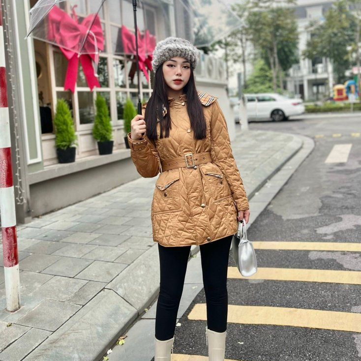 Áo Phao nữ BBR trần trám dáng lỡ có đai eo túi hộp nắp túi phối kẻ trần bông hàng QUẢNG CHÂU cao cấp thu đông 2023
