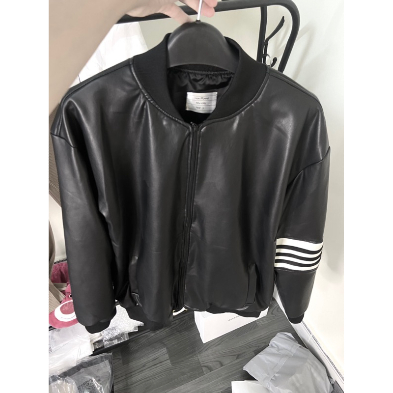 Bomber da sọc lót gió