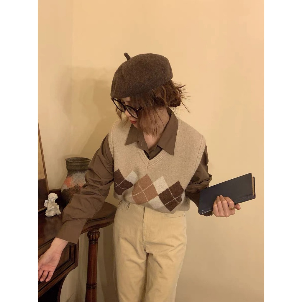 Áo Gile Nữ Chất Len Lông Cừu Mềm Mịn Cao Cấp Hoạ Tiết Kẻ Caro Quả Trám Phong Cách Vintage, Áo Len Không Tay Vintage