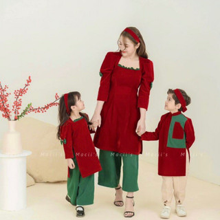 Áo dài gia đình - áo dài cách tân mẹ bé - áo dài thiết kế - áo dài Tết gia đình - áo dài đôi nhung đỏ nổi bật