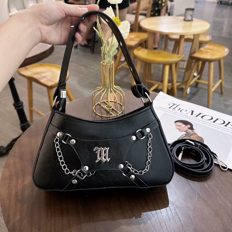 Túi xách đeo vai,đeo chéo,phối dây xích thời trang giá rẻ. ST0065