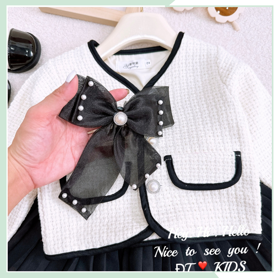 Áo khoác dạ tweed dài tay nơ ngọc kèm chân váy xếp ly hai tầng cho bé gái BBG111