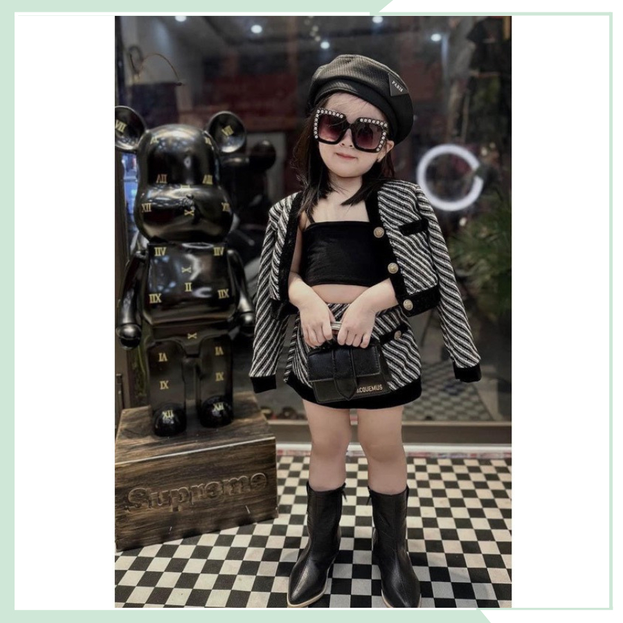 Bộ dạ thu đông cho bé, áo khoác dạ kẻ dài tay, chân váy dạ kèm áo hai dây đen cho bé gái BBG113