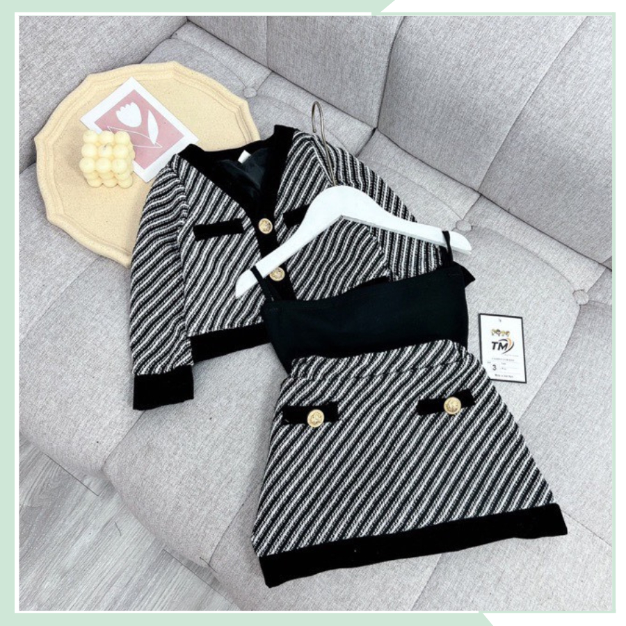 Bộ dạ thu đông cho bé, áo khoác dạ kẻ dài tay, chân váy dạ kèm áo hai dây đen cho bé gái BBG113