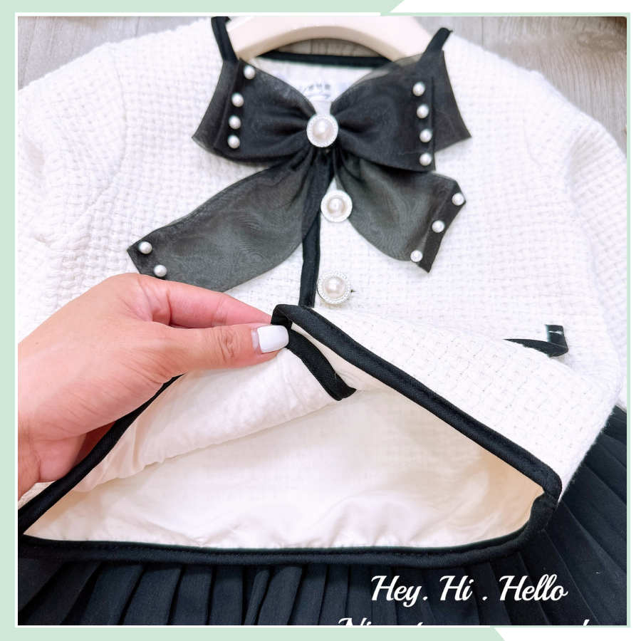 Áo khoác dạ tweed dài tay nơ ngọc kèm chân váy xếp ly hai tầng cho bé gái BBG111