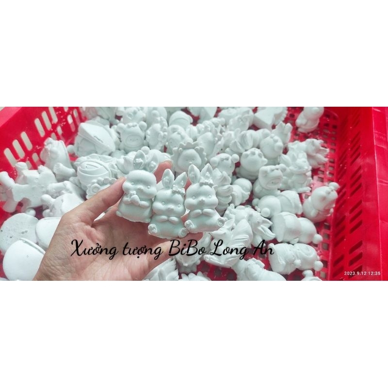 Tượng thỏ tai dài mini 3D