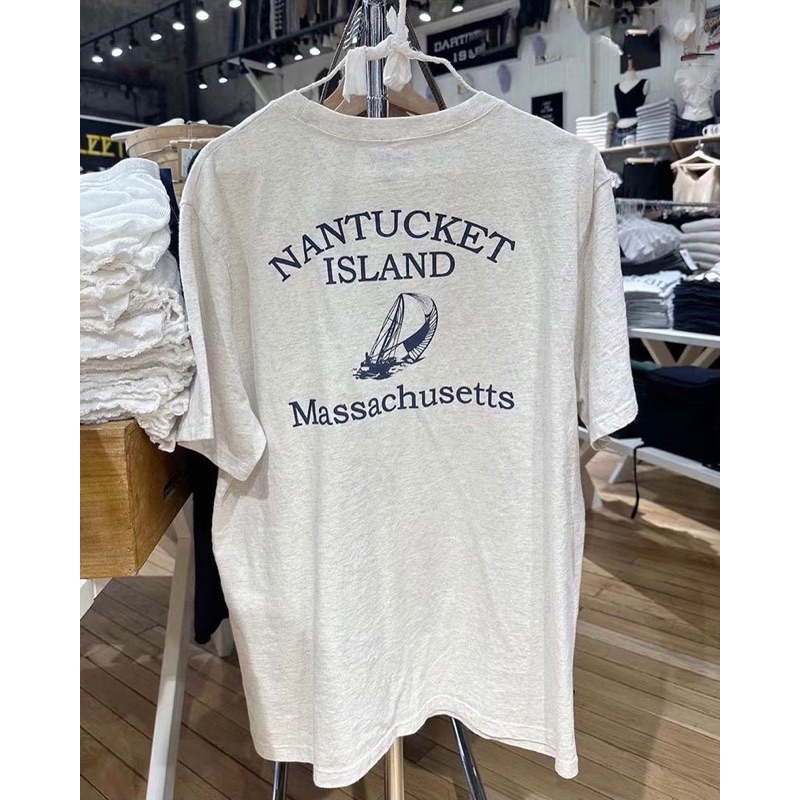 Áo phông graphic tee Nantucket