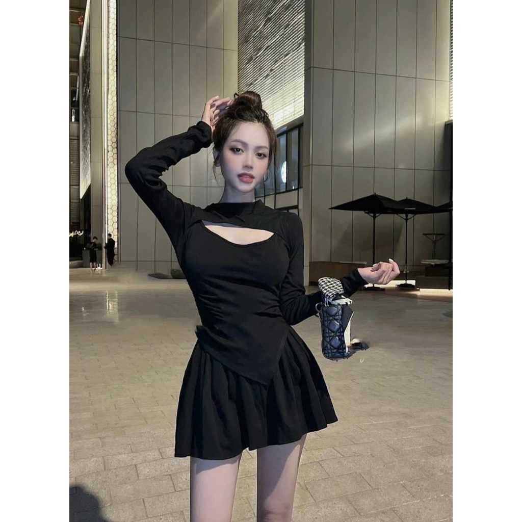 Set Nữ Áo Body Khoét Ngực Kèm Chân Váy Xòe Thời Trang Phong Cách Nữ Tính