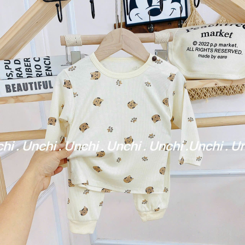 Bộ Dài Tay Cho Bé Chất Thun Tăm Họa Tiết Gấu Dễ Thương B01