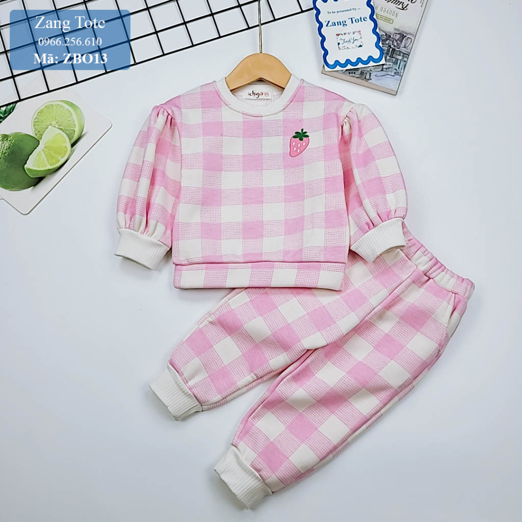 ZBO13 - Bộ nỉ bông cho bé gái chất cao cấp hình táo dâu cực đáng yêu - Zang Tote